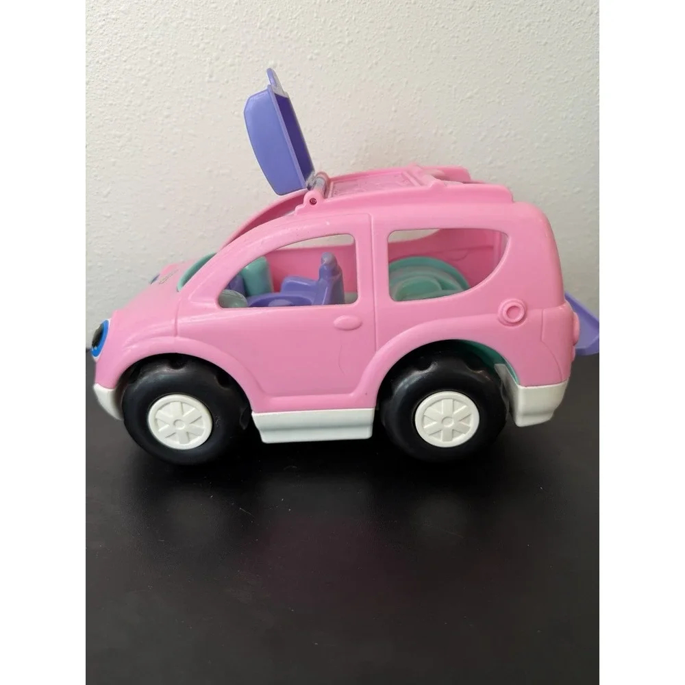 Mattel Fisher Price Little People Family SUV Musical Melody Pink Car Van 2009